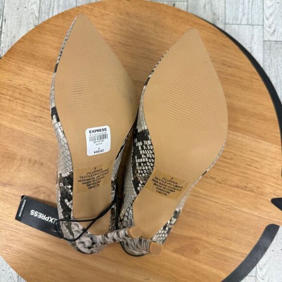 Express Snake Reptile Print Heeled Mules Shoes Ivory Gold 7 New Pointed Toe - Picture 8 of 10